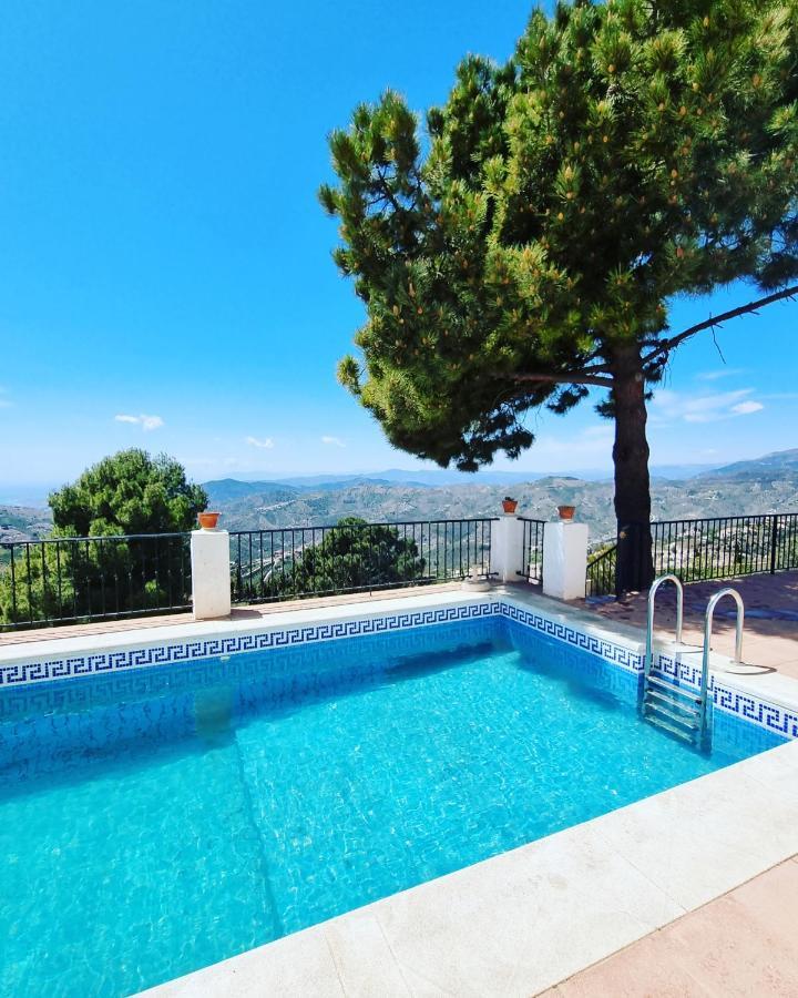 Lovely 2 Bed Apartment With Stunning Views & Pool Cómpeta Kültér fotó