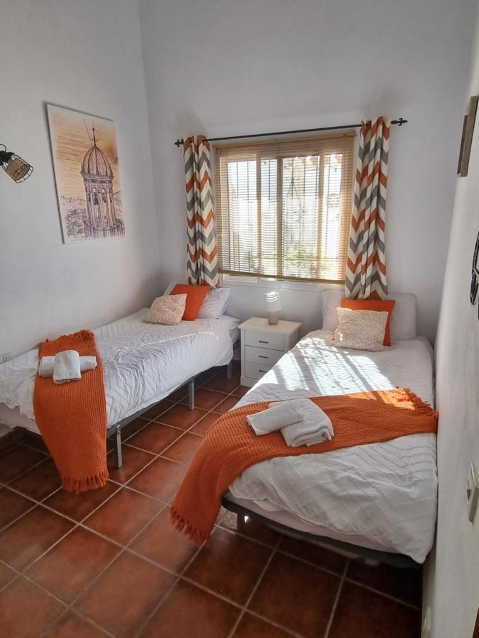 Lovely 2 Bed Apartment With Stunning Views & Pool Cómpeta Kültér fotó