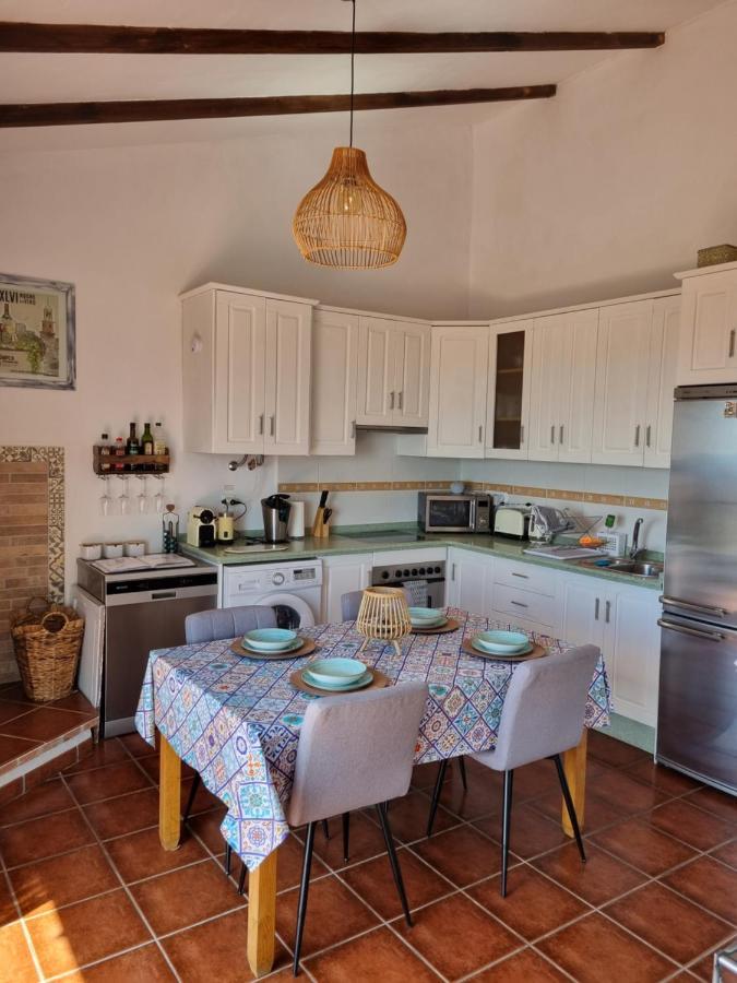 Lovely 2 Bed Apartment With Stunning Views & Pool Cómpeta Kültér fotó